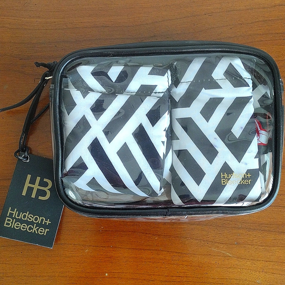 Hudson+Bleeker Travel Bag Set